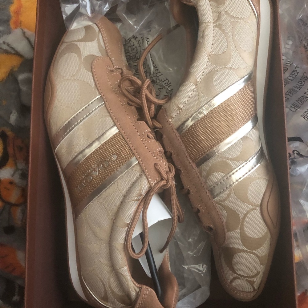 Coach Signature Sneakers - Authentic